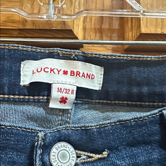 Lucky Brand jeans. - Picture 3 of 5